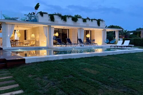 Alternative view of Villa Zapa